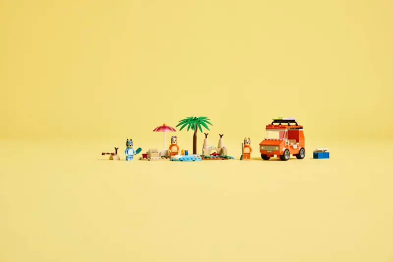 LEGO Blueyn perheen autoretki rannalle