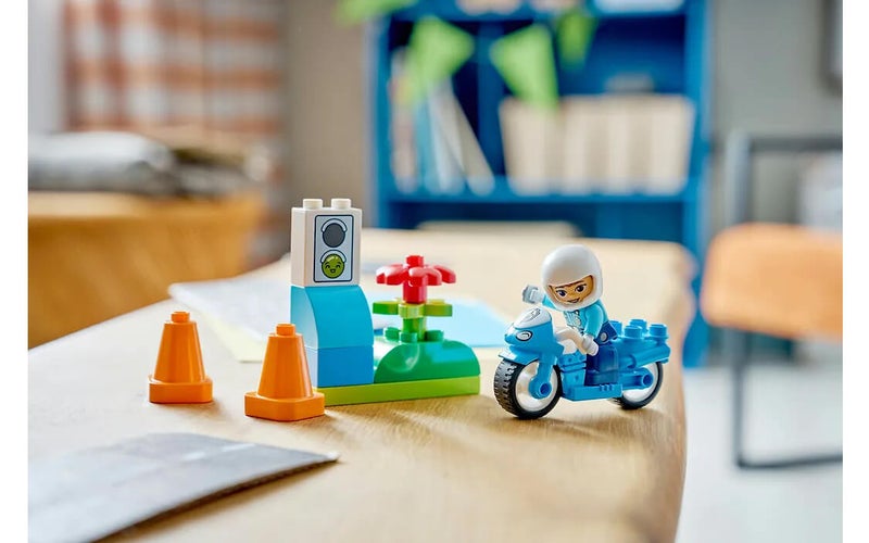 LEGO DUPLO Sininen poliisimoottoripy&ouml;r&auml;