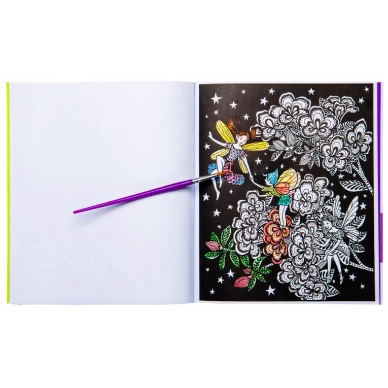 Oppi&ilo Maalaa vedell&auml; keijupuutarha -puuhakirja