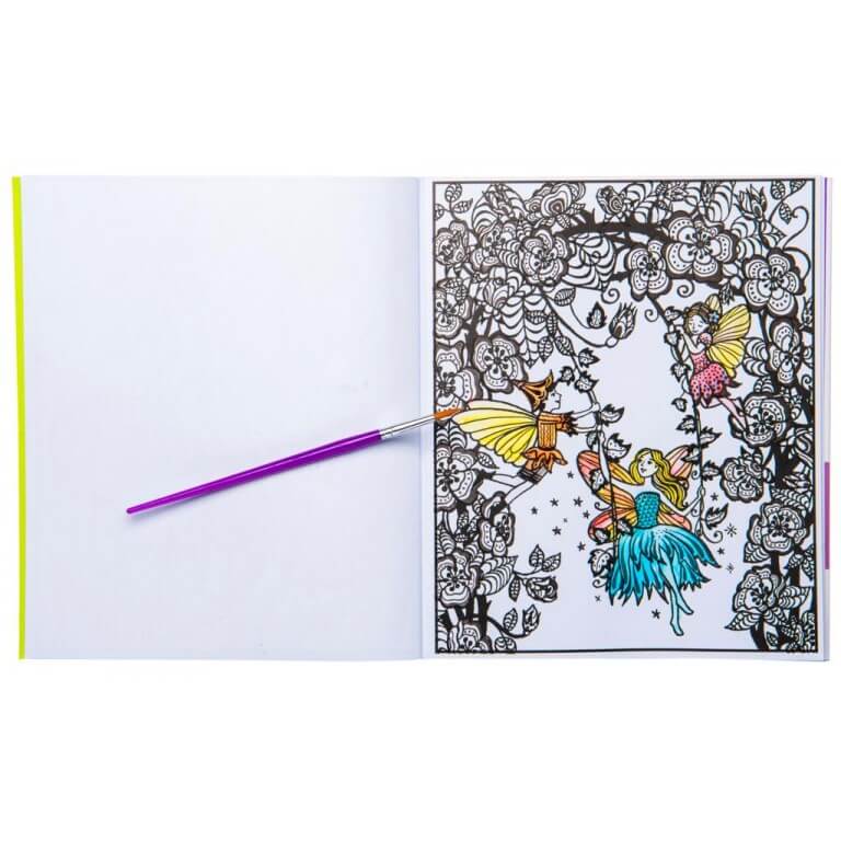 Oppi&ilo Maalaa vedell&auml; keijupuutarha -puuhakirja