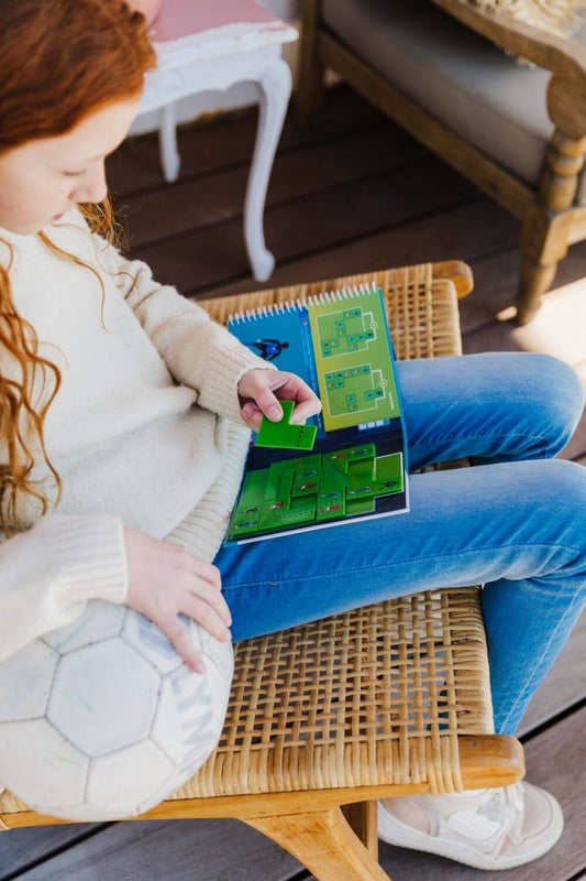 SmartGames Gooal! Magneettinen matkapeli